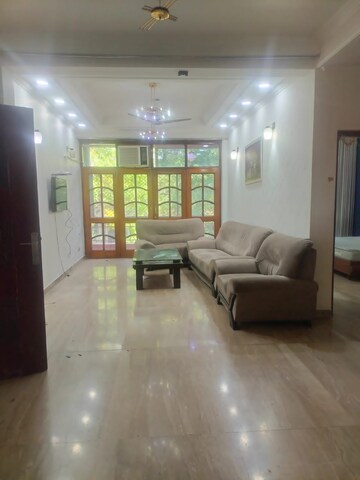 2 BHK Builder Floor For Rent in Gulmohar Park