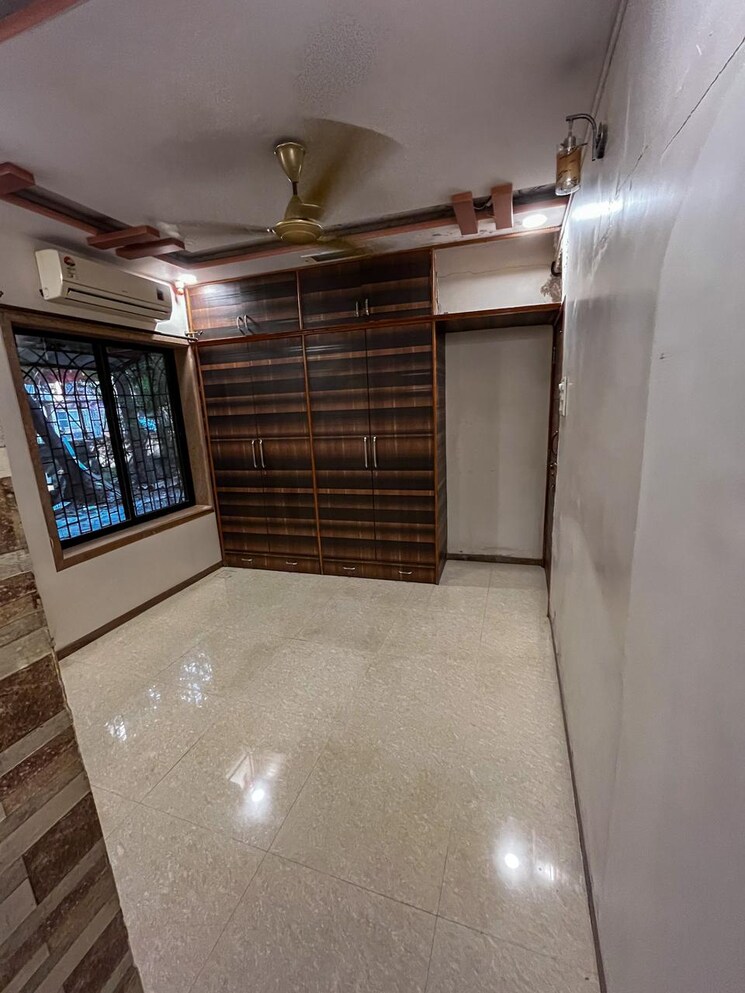 Room, chembur 2 Bedroom 700 Sq.Ft. Apartment In Chembur Mumbai 8669250