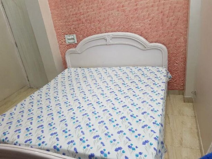 Bedroom, greater kailash ii 3 Bedroom 200 Sq.Yd. Builder Floor In Greater Kailash ii Delhi 8669260