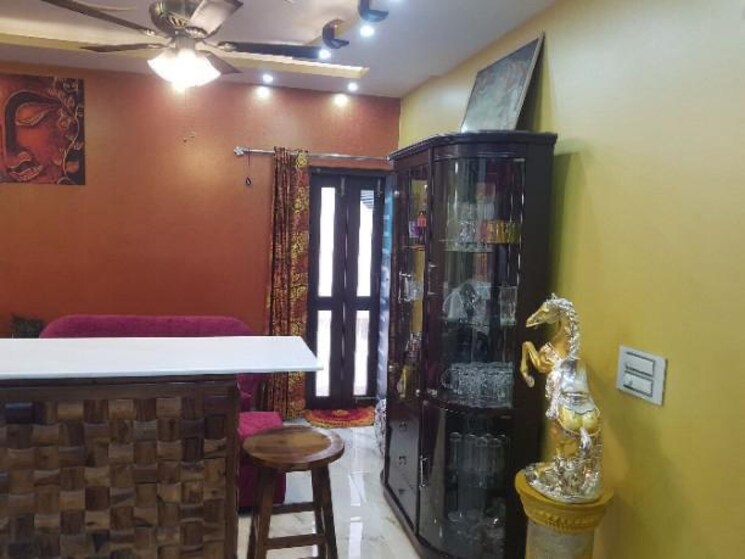 Living Room, greater kailash ii 3 Bedroom 200 Sq.Yd. Builder Floor In Greater Kailash ii Delhi 8669260