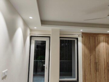 Building Lobby in 3 BHK Builder Floor at Sarvapriya Vihar – for Rent