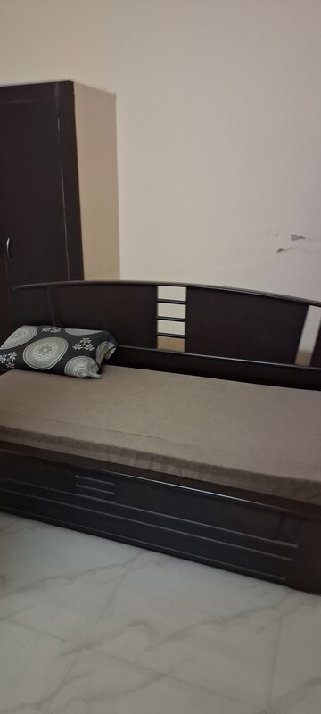 1.5 BHK Independent House For Rent in Gomti Nagar