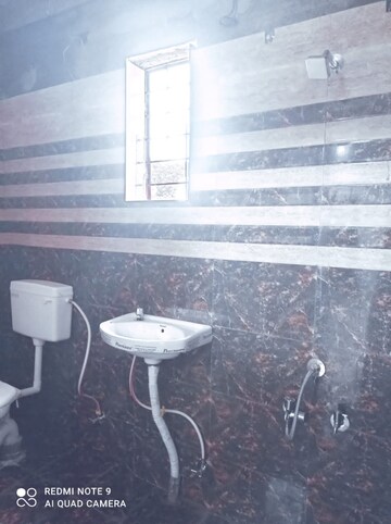 Bathroom in 1 RK Apartment at Krushi CHS, Gokhalenagar – for Rent