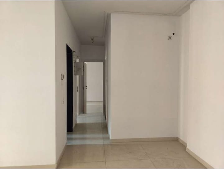 2 BHK + Pooja Room Apartment For Sale in Rustomjee Urbania Azziano L Wing