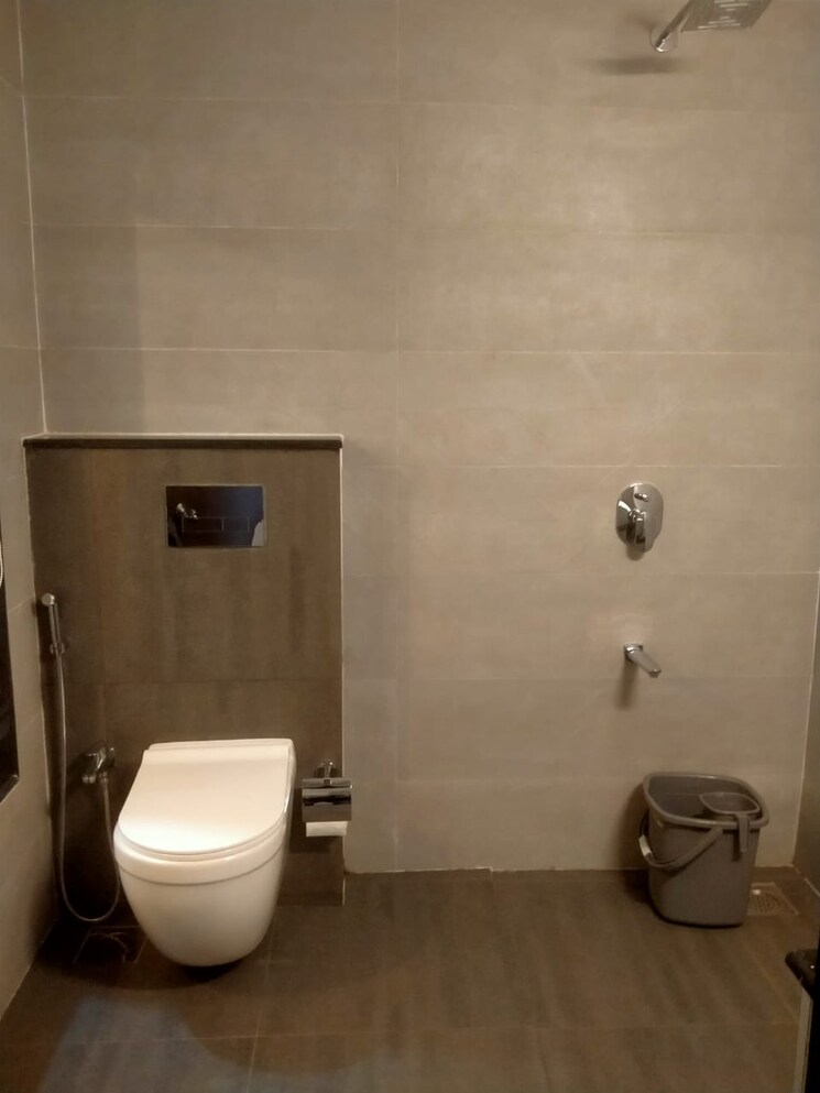 Bathroom, bptp-park-elite-floors 3 Bedroom 180 Sq.Yd. Apartment In Sector 85 Faridabad 8669297