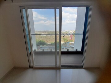 Room in 2 BHK Apartment at Kumar Megapolis Saffron, Hinjewadi – for Rent