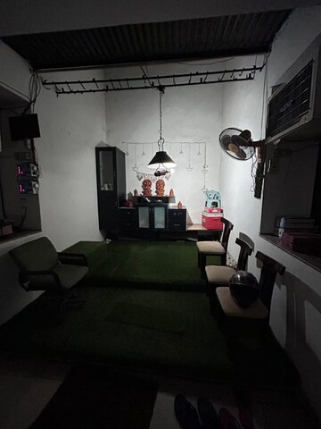 Living Room in 2 BHK Builder Floor at Pamposh Enclave – for Rent