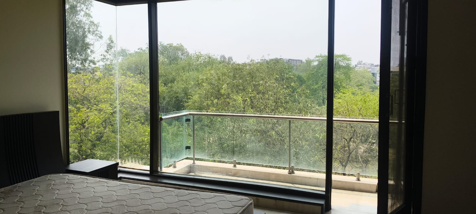 3 BHK + Pooja Room,Servant Room Builder Floor For Rent in Defence Colony 