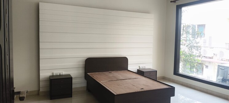 Bedroom, defence colony 3 Bedroom 325 Sq.Yd. Builder Floor In Defence Colony Delhi 8669317