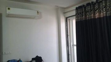 Room in 2.5 BHK Builder Floor at Tilak Nagar – for Rent