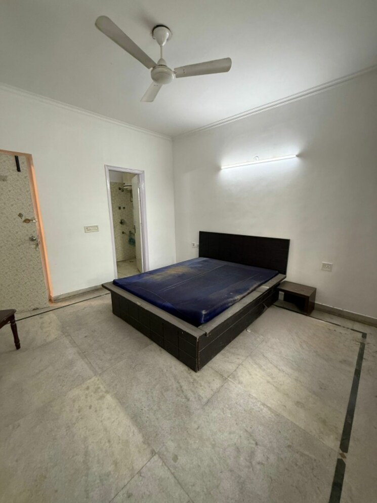 Bedroom, sushant lok iii 3 Bedroom 2000 Sq.Ft. Builder Floor In Sushant Lok Iii Gurgaon 8669332