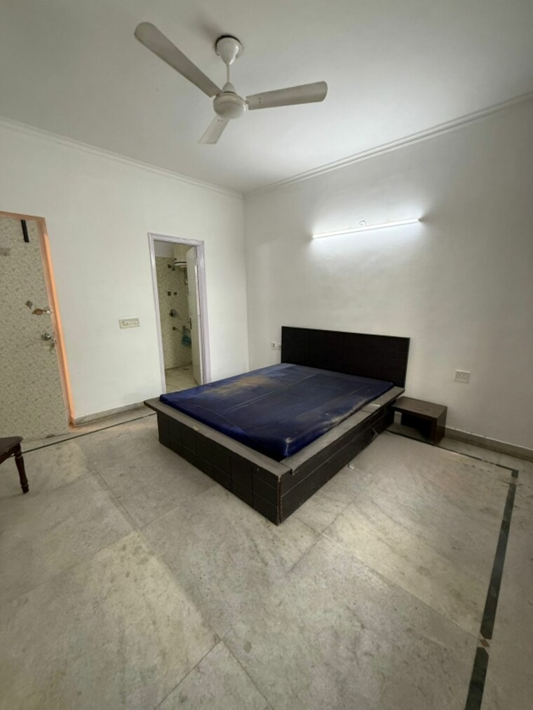 Bedroom, sushant lok iii 3 Bedroom 2000 Sq.Ft. Builder Floor In Sushant Lok Iii Gurgaon 8669332