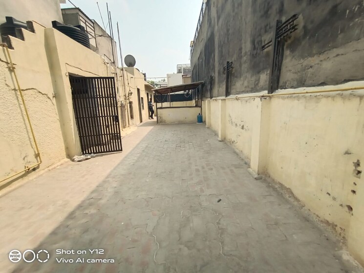 Balcony, greater kailash i 3 Bedroom 208 Sq.Yd. Builder Floor In Greater Kailash I Delhi 8669361