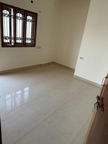 Room in 2 BHK Apartment at Avanti Vihar – for Sale