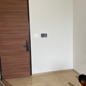 Room in 1.5 BHK Apartment at Runwal Forests, Dockyard Colony – for Rent