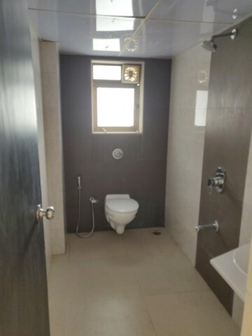 Bathroom in 2 BHK Apartment at Pearl Palace jogeshwari, Jogeshwari West – for Rent