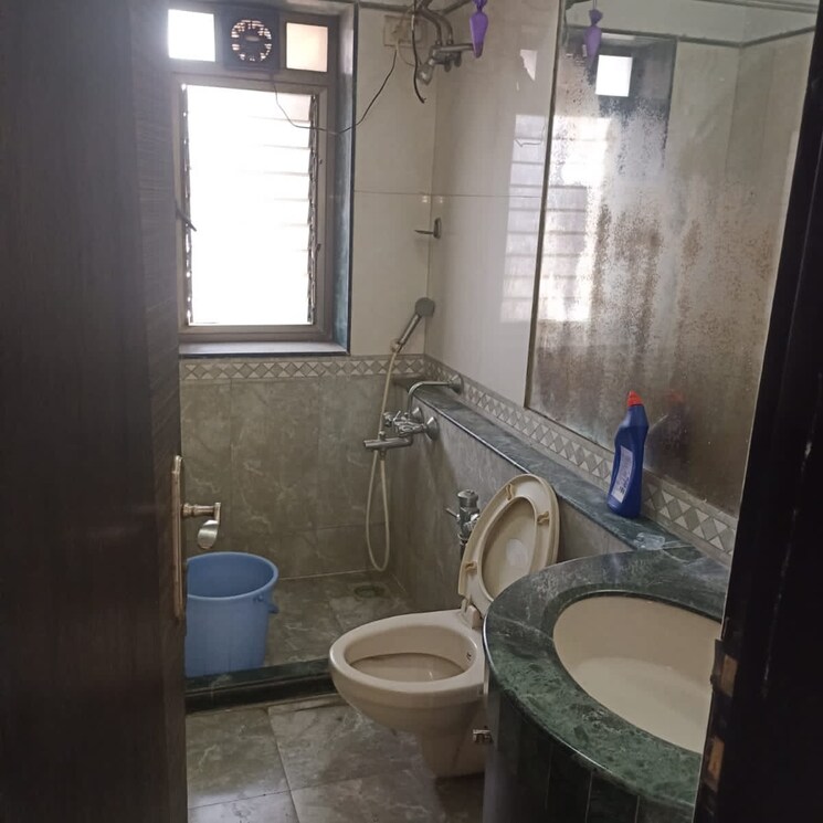 Bathroom, raheja-sherwood 2 Bedroom 1040 Sq.Ft. Apartment In Sonawala Industry Estate Mumbai 8669407