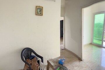 Parking in 3 BHK Apartment at Migsun Vilaasa, Eta Ii Greater Noida – for Sale
