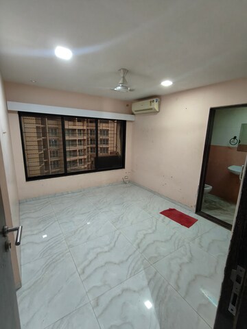 Bedroom in 3 BHK Apartment at Duplex Heights, Andheri West – for Rent