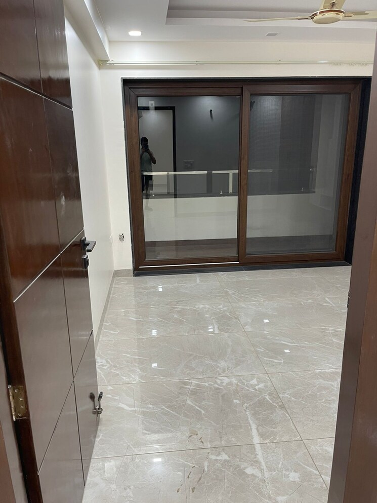 Room, sector 43 3 Bedroom 1754 Sq.Ft. Builder Floor In Sector 43 Gurgaon 8669449