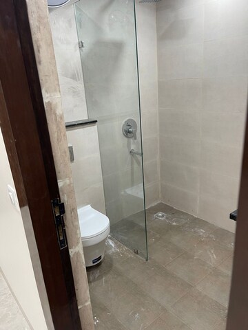 Bathroom in 3 BHK Builder Floor at Sector 43 – for Rent
