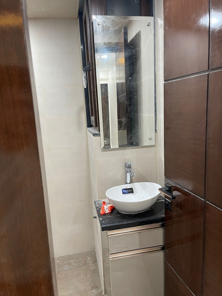 Bathroom, sector 43 3 Bedroom 1754 Sq.Ft. Builder Floor In Sector 43 Gurgaon 8669449