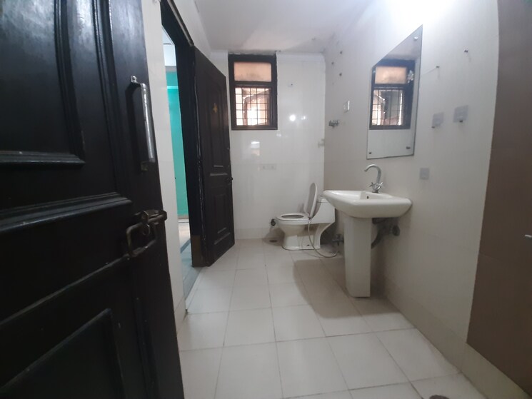 Master Bedroom, palm-residency-chhatarpur 3 Bedroom 150 Sq.Yd. Builder Floor In Chattarpur Delhi 8669461