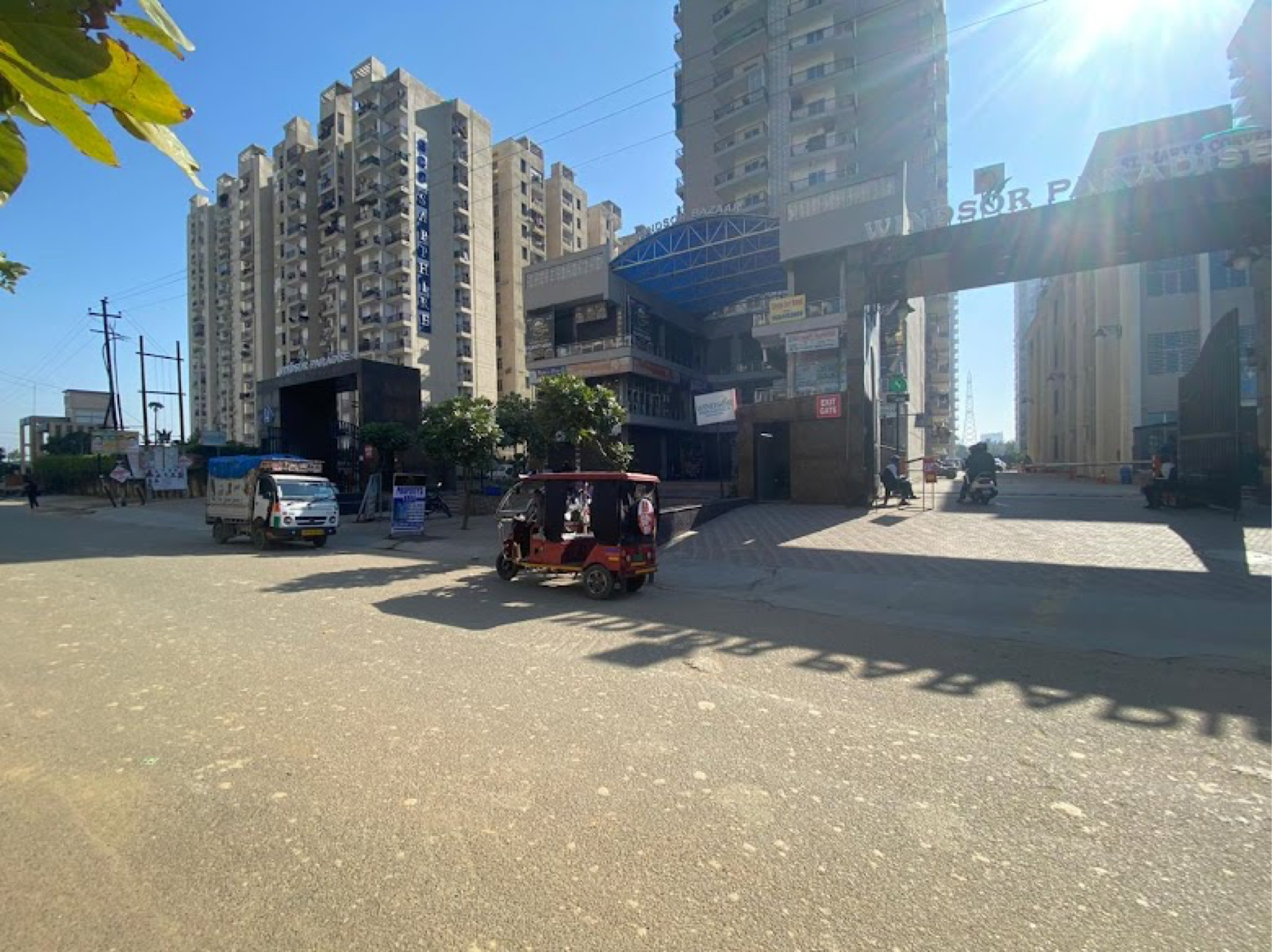 3 BHK + Extra Room Apartment For Rent in Windsor Paradise 2