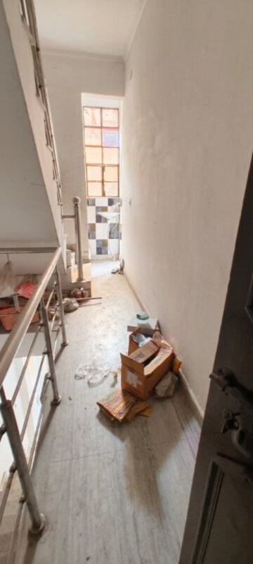  Office Space – Exterior View View at Uttranchal Plaza, Vasundhara Sector 3 - for Rent