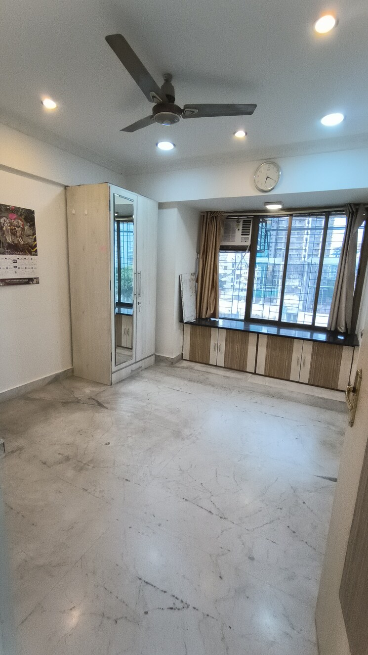 Room, shivaji park 3 Bedroom 1300 Sq.Ft. Apartment In Shivaji Park Mumbai 8669499