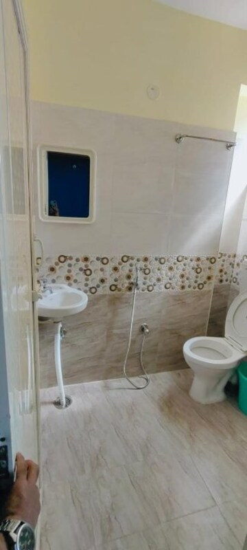 Bathroom in 1 BHK Apartment at Electronic City – for Rent
