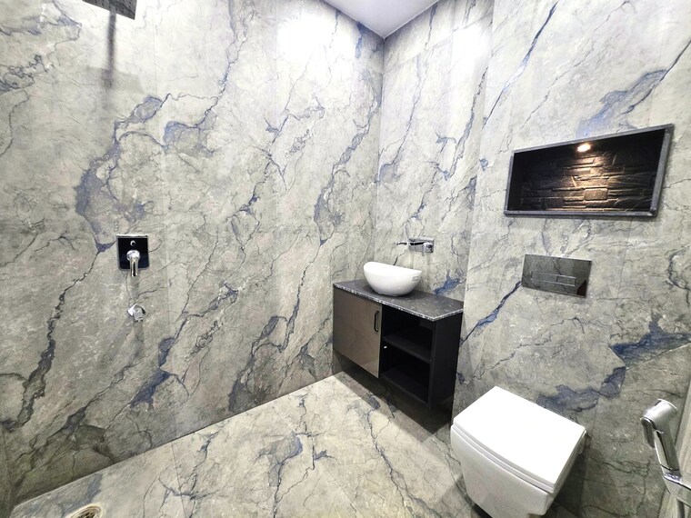 Attached Bathroom, pir machalla 3 Bedroom 1399 Sq.Ft. Apartment In Pir Machalla Zirakpur 8669526