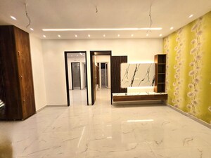 3 BHK Apartment For Sale in Pir Machalla