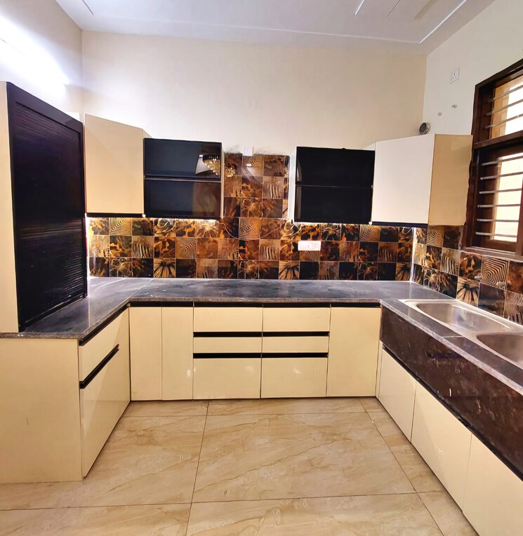 Kitchen, prem-apartment 3 Bedroom 1556 Sq.Ft. Apartment In Pir Machalla Zirakpur 8669532
