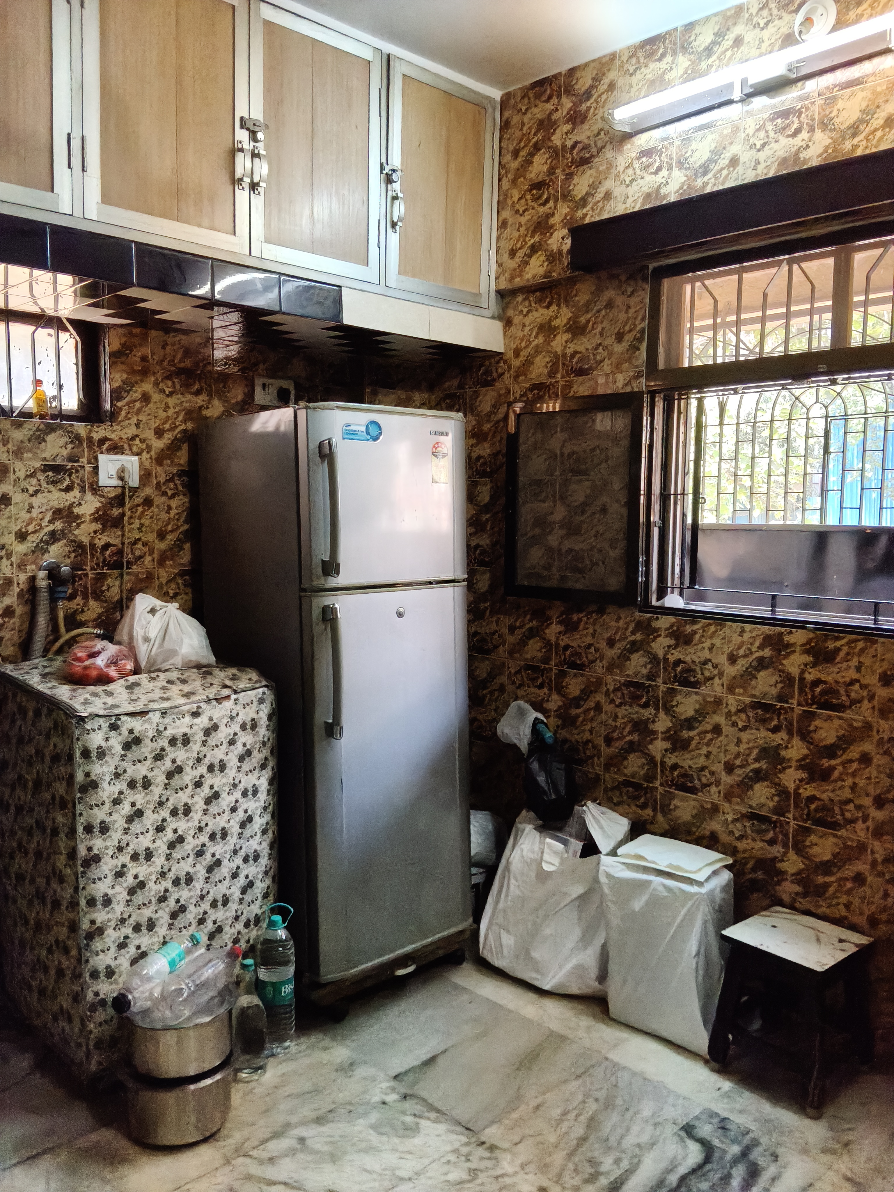 1 RkApartment For Rent in Arihant Tower Vakola