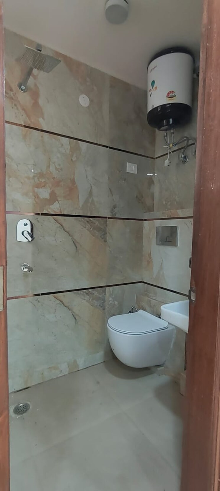 Bathroom, chattarpur 3 Bedroom 1220 Sq.Ft. Builder Floor In Chattarpur Delhi 8669617