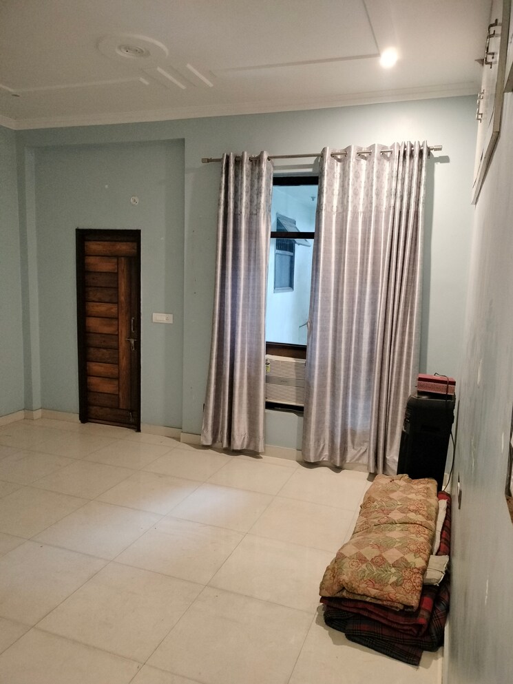 undefined, gomti nagar Commercial Office Space 2200 Sq.Ft. In Gomti Nagar Lucknow 8669639