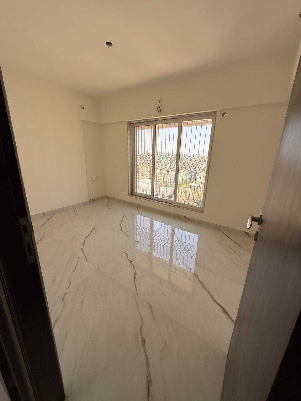 2 BHK Apartment For Rent in Yash Evershine