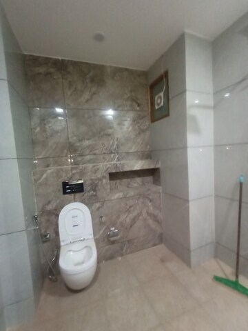 Bathroom in 3 BHK Independent House at Sector 17 – for Rent