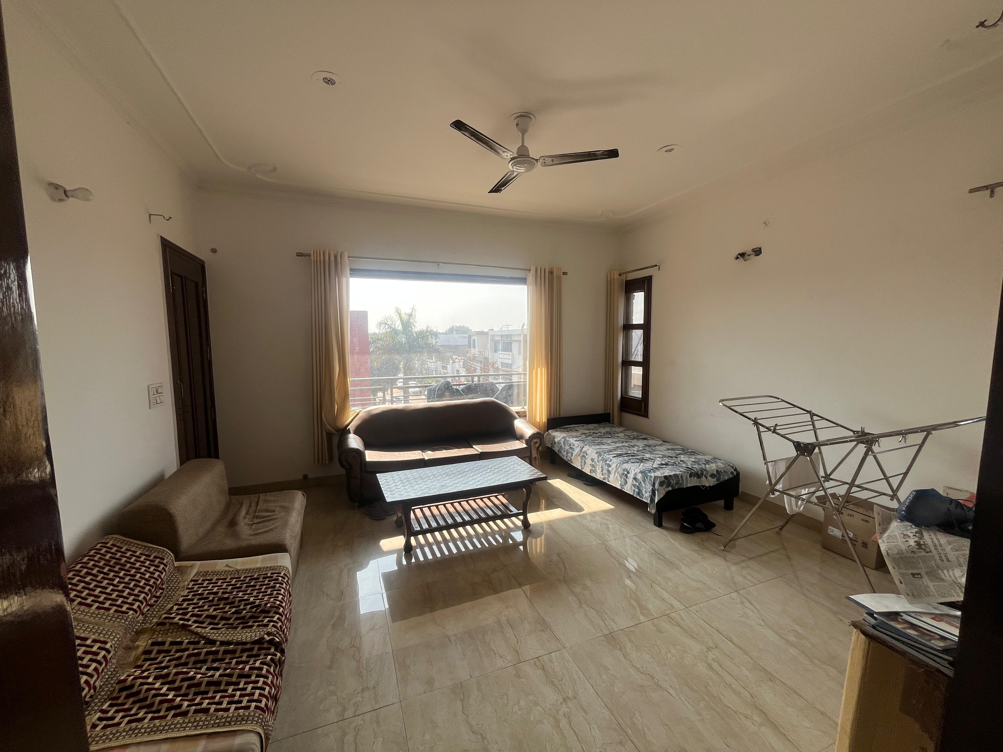 3 BHK + Study Room Independent House For Rent in Sector 17