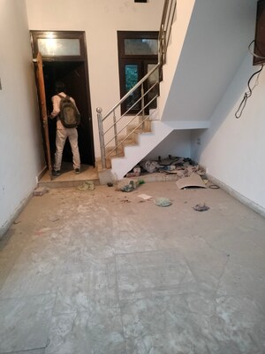 Parking in 2 BHK Villa at Chinhat – for Sale