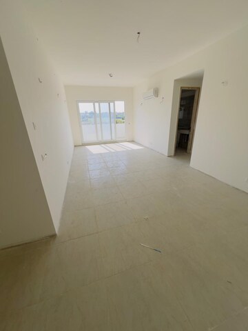 2.5 BHK Apartment For Sale in Vatika Seven Elements, Sector 89a