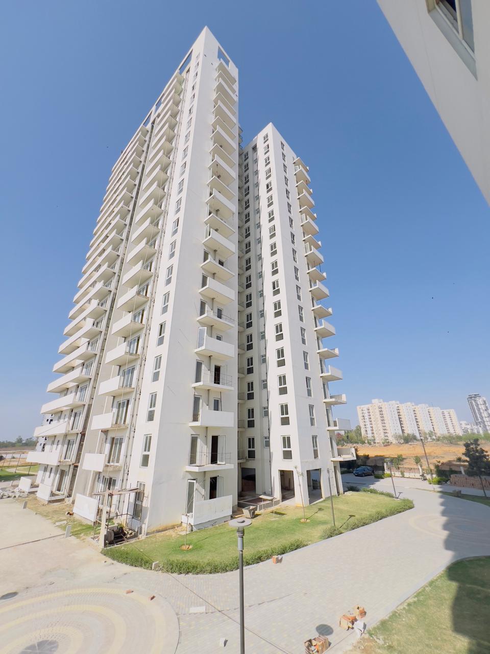 2.5 BHK + Servant Room 1605 Sq.Ft. Apartment in Vatika Seven Elements