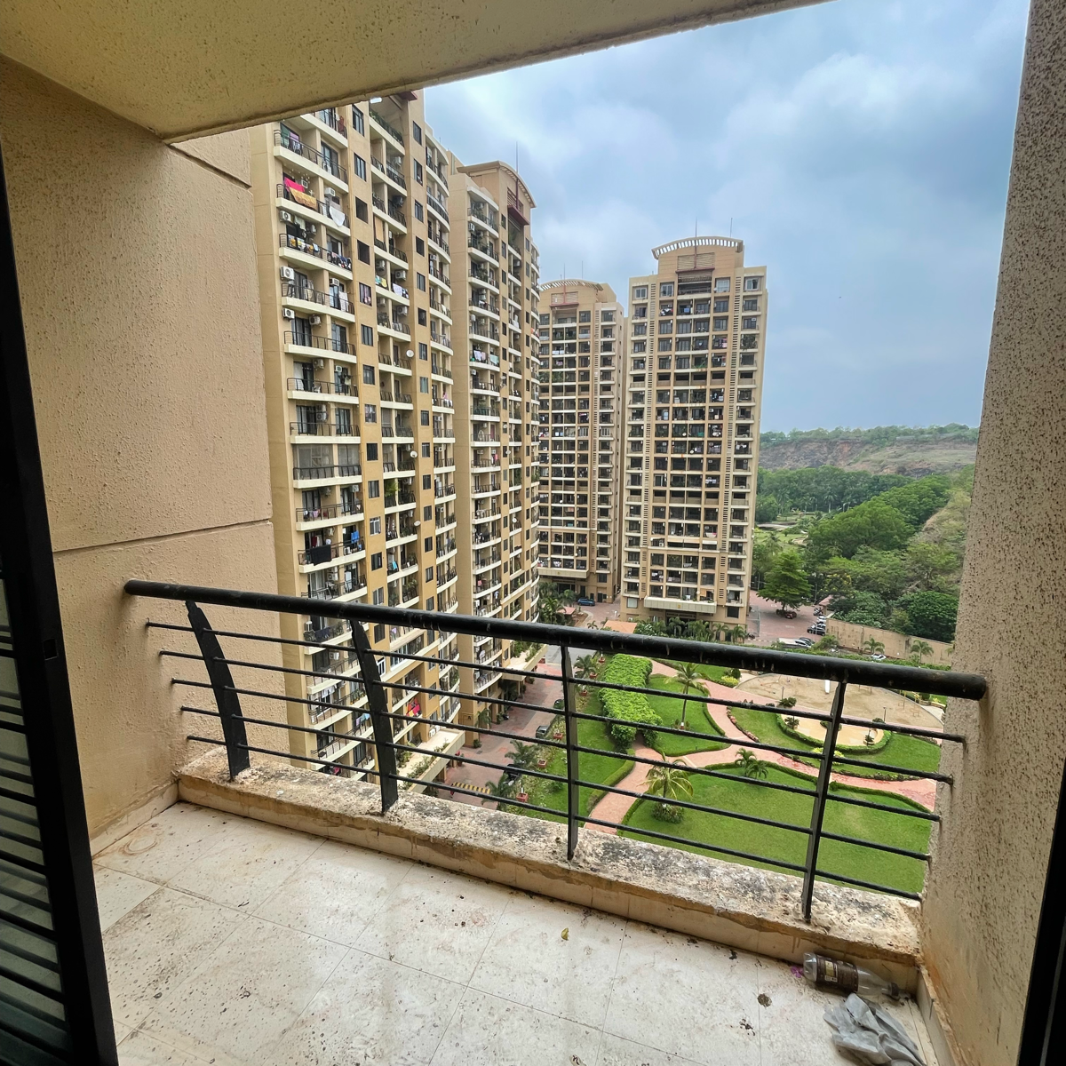 2 BHK + Pooja Room 745 Sq.Ft. Apartment in K Raheja Heights