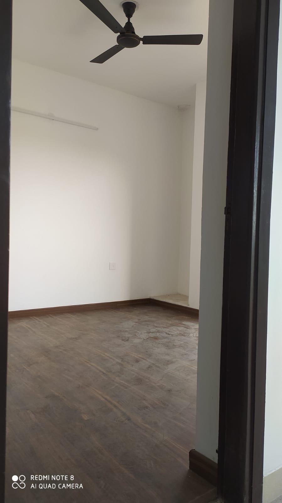 3 BHK 250 Sq.Ft. Apartment in BPTP Elite Floors