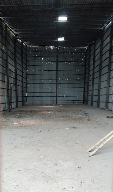  Warehouse For Rent in Kiravli Village