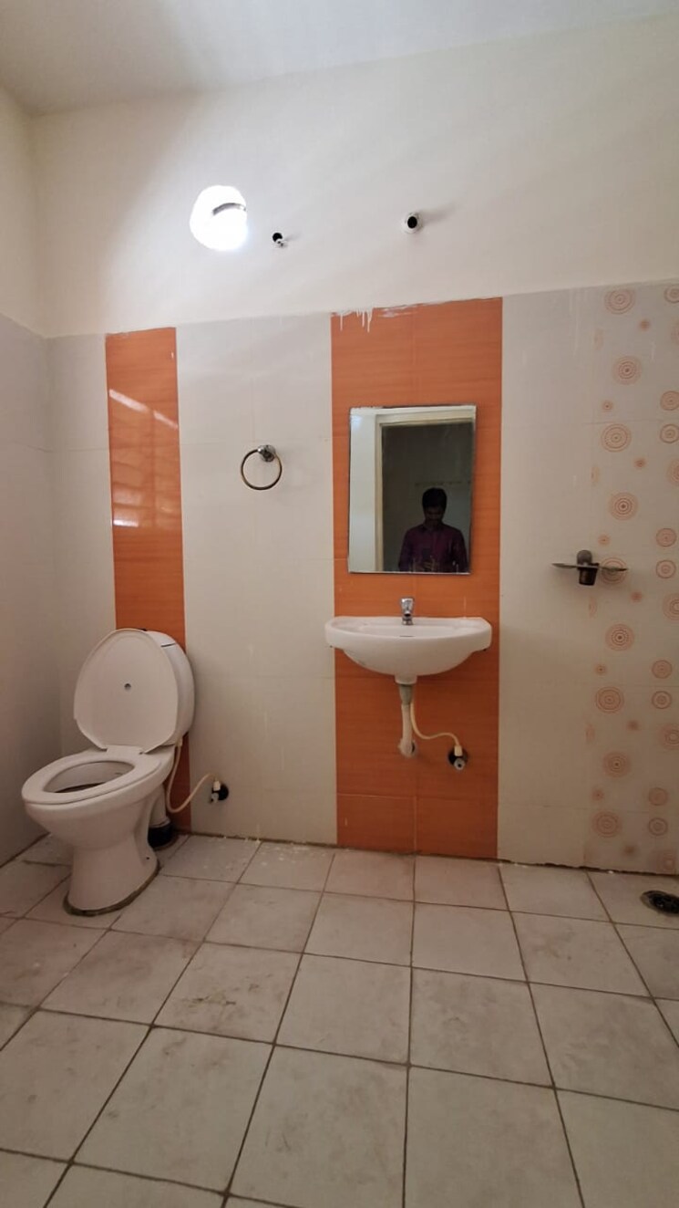 Bathroom, sm-homes-kondapur 3 Bedroom 3000 Sq.Ft. Independent House In Kondapur Hyderabad 8669857