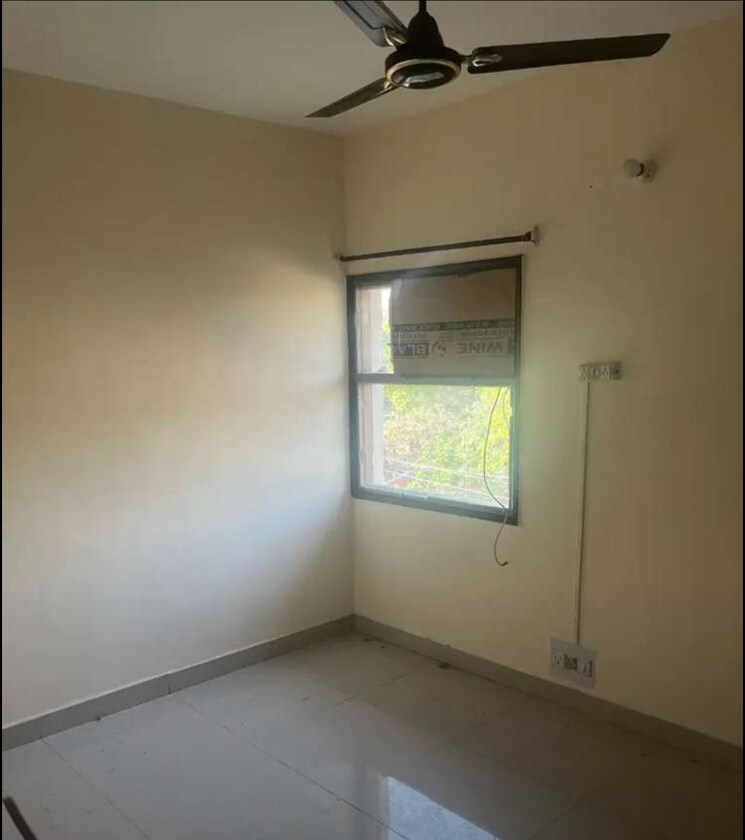 Room, sector 45 2 Bedroom 1200 Sq.Ft. Builder Floor In Sector 45 Chandigarh 8669864