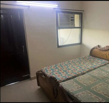 Bedroom in 2 BHK Builder Floor at Sector 45 – for Rent