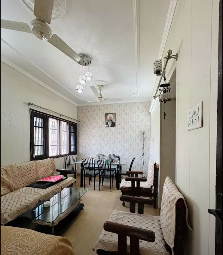 Living Room, sector 45 2 Bedroom 1000 Sq.Ft. Builder Floor In Sector 45 Chandigarh 8669897